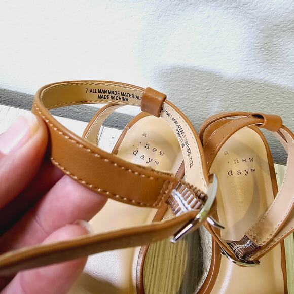 A New Day Women's Espadrille Wedge Heels Sandals Memory Foam Insoles- Women's 7 - Picture 8 of 8